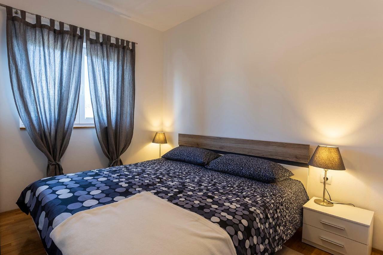 Karoca Apartment